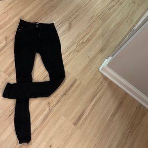 Higher waisted skinny black jeans!